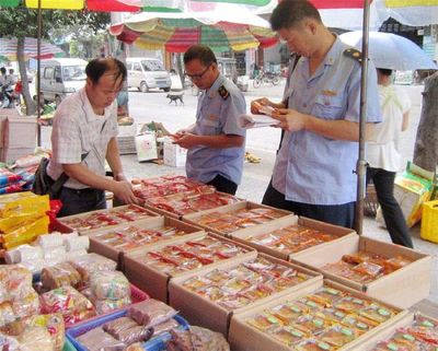 中秋节过后,那些下架的月饼去哪了呢?看完明白了